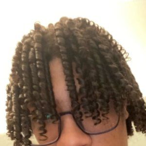 Meet your Posher, Elvis